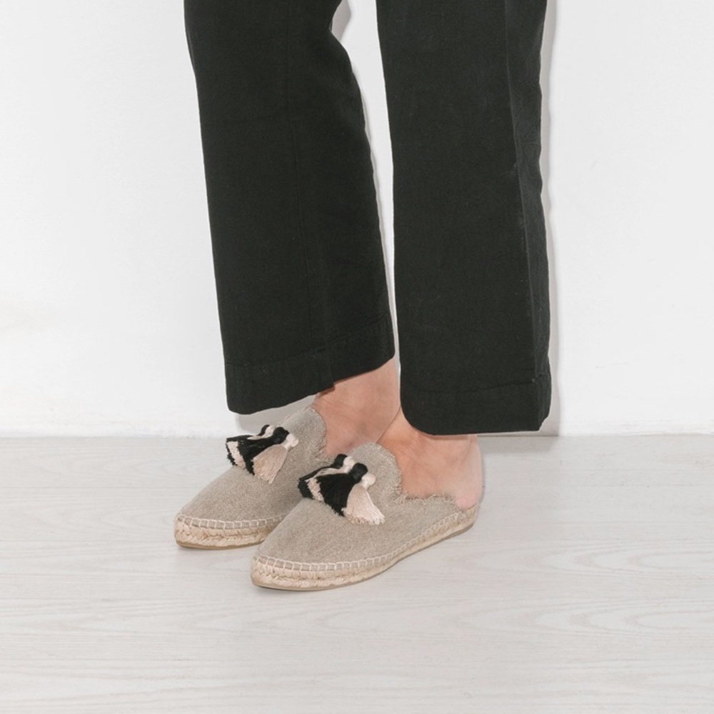 Castaner Rocio Tassel Slides size 36